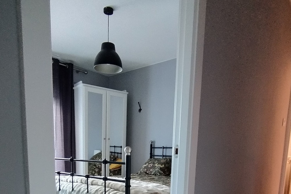 Photo of Bedroom in Alujan