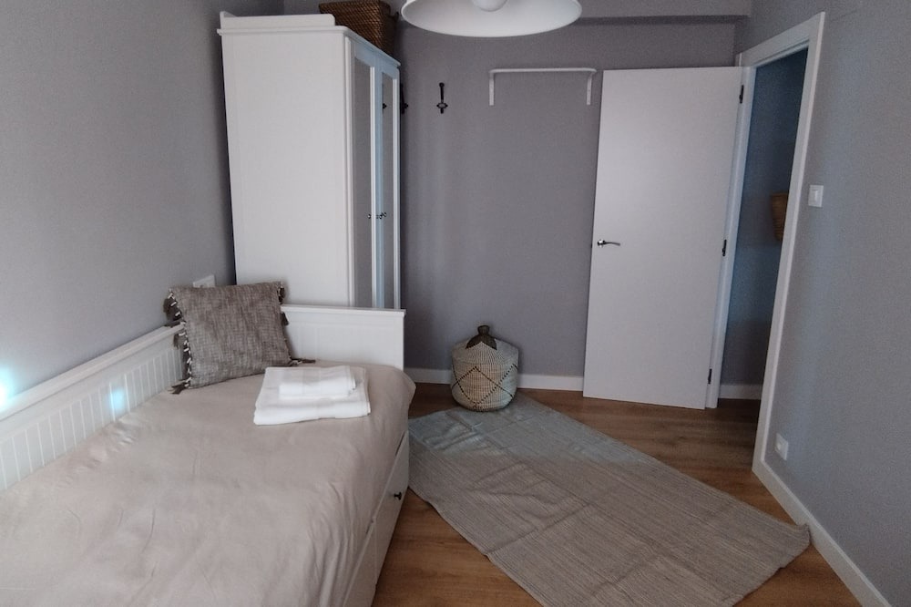 Photo of Bedroom in Alujan