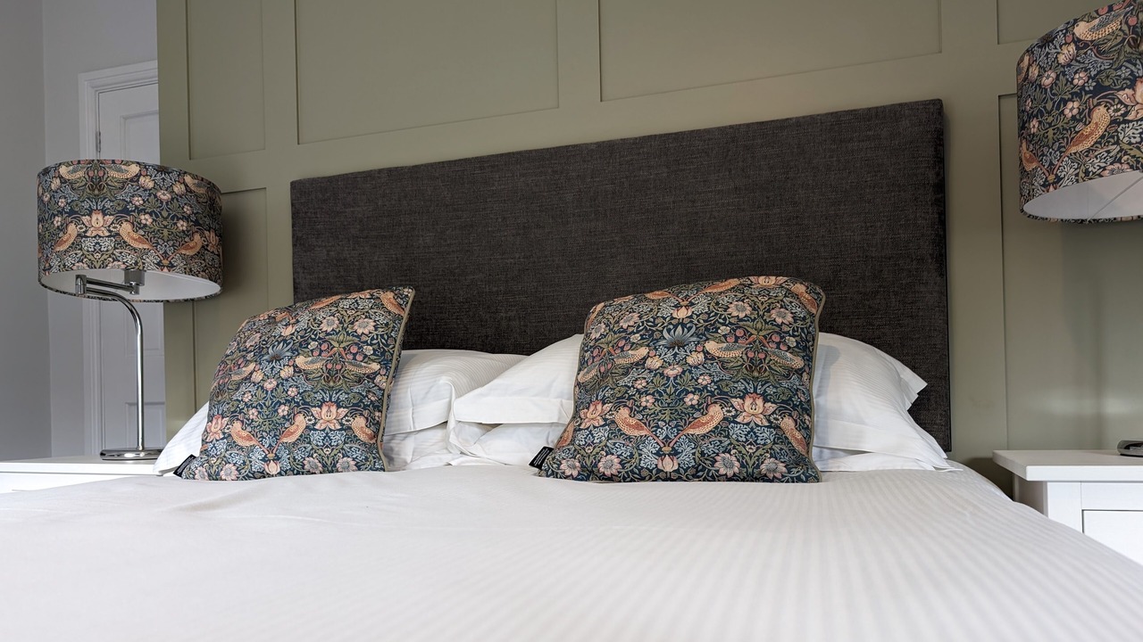 Photo of Others in Gayle