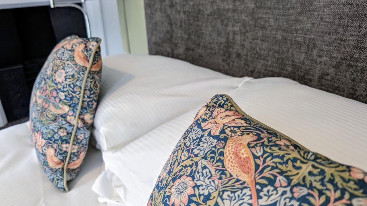 Photo of Others in Gayle