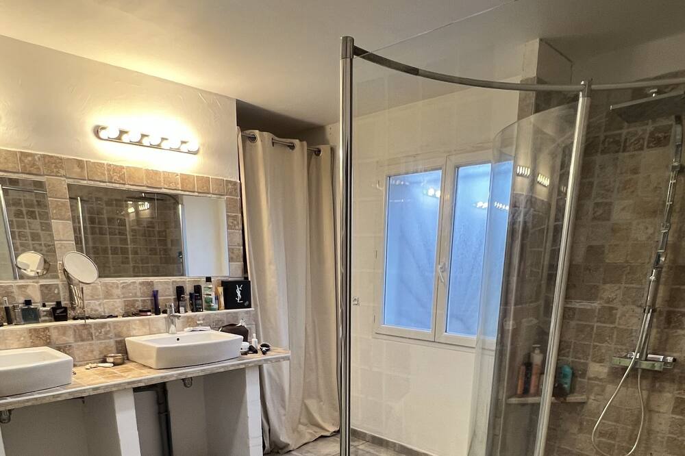 Photo of Others in Villeneuve-les-Beziers