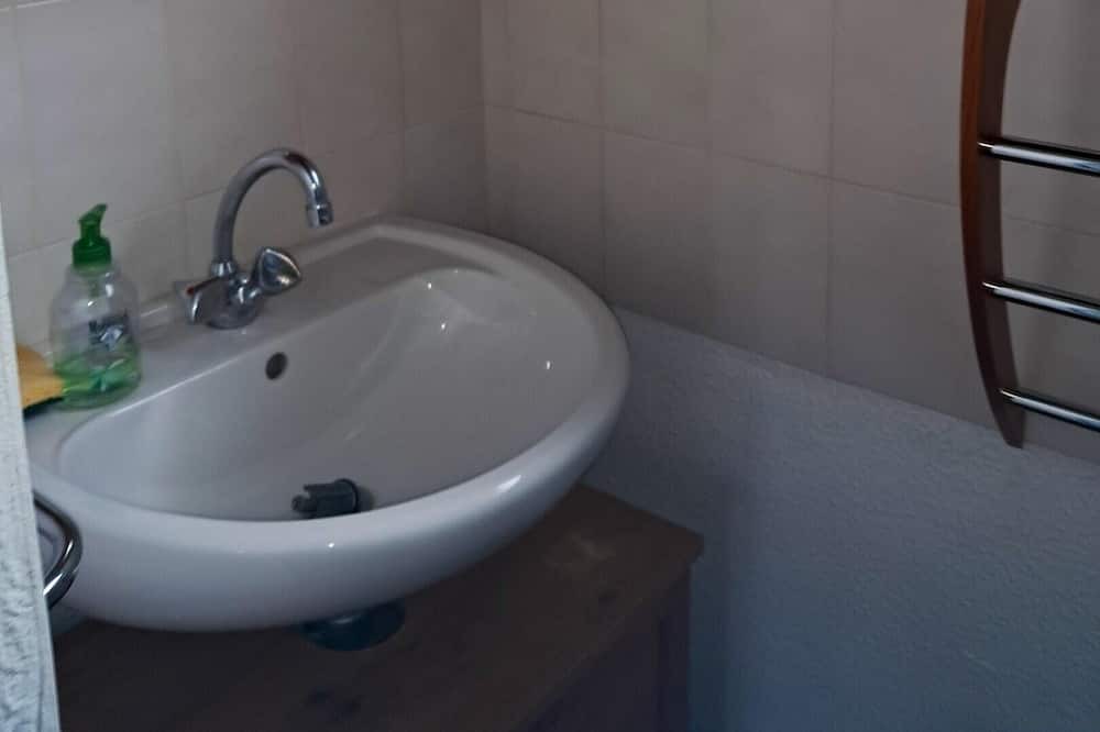 Photo of Bathroom in Treignac