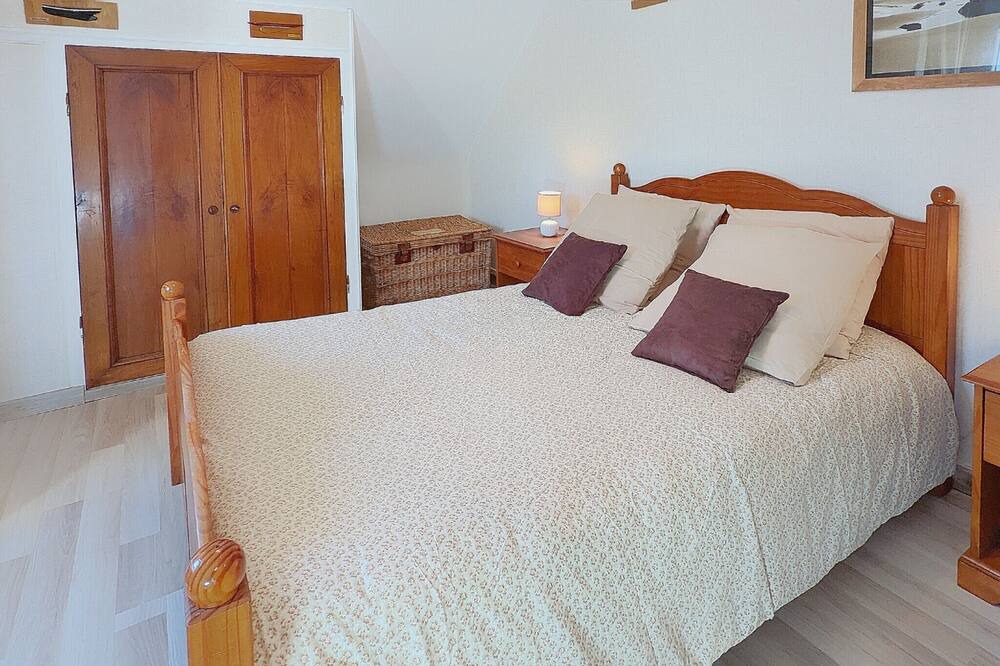 Photo of Bedroom in Carantec