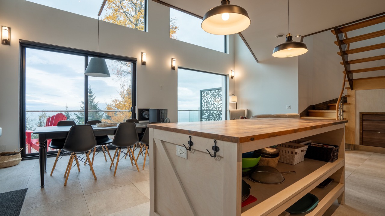 Photo of Kitchen in Petite-Riviere-Saint-Francois