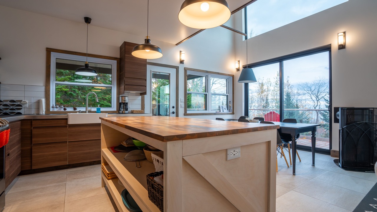 Photo of Kitchen in Petite-Riviere-Saint-Francois