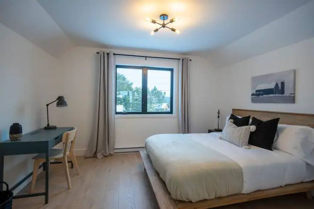 Photo of Bedroom in Arundel