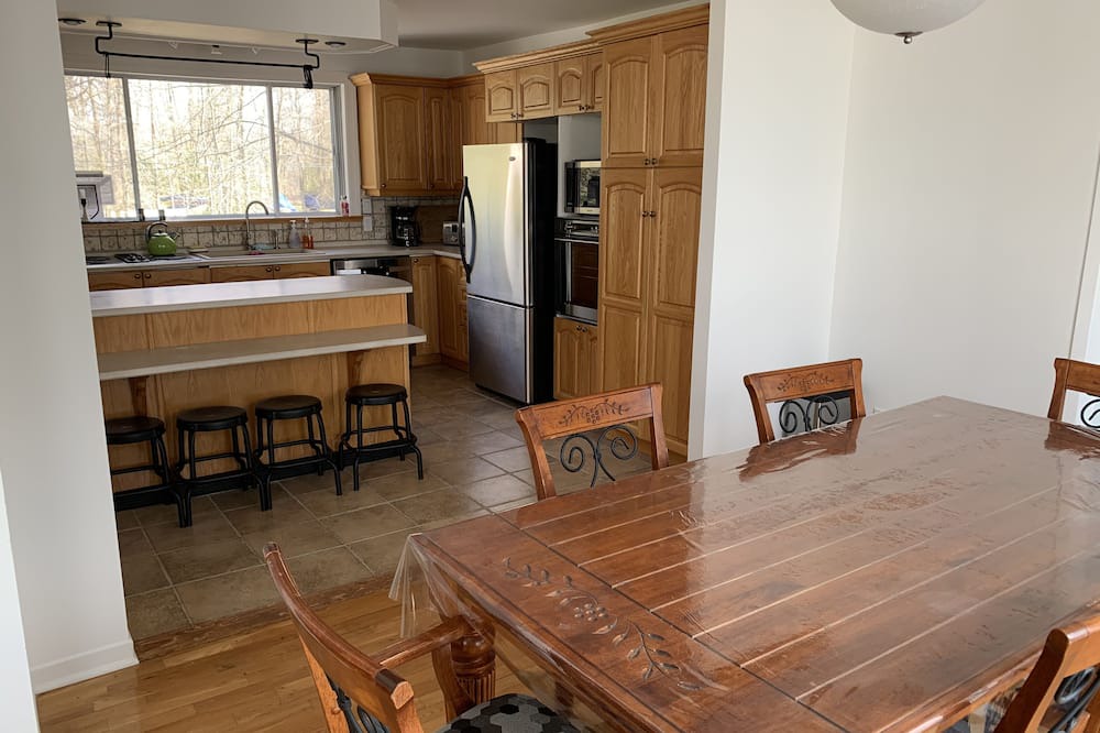 Photo of Kitchen in Saint-Andre-d'Argenteuil