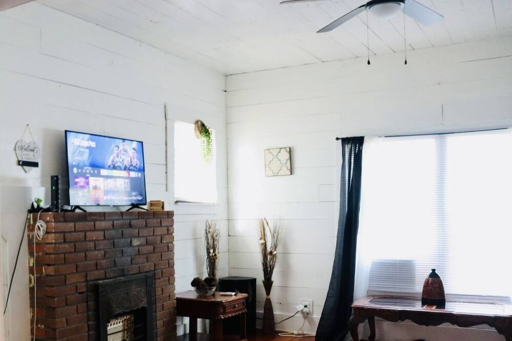 Photo of Livingroom in Kingsville