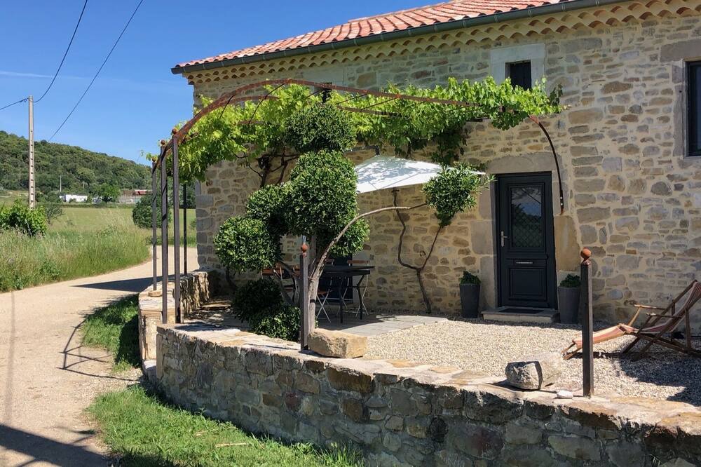 Photo of Outdoor in Saint-Sauveur-de-Cruzieres