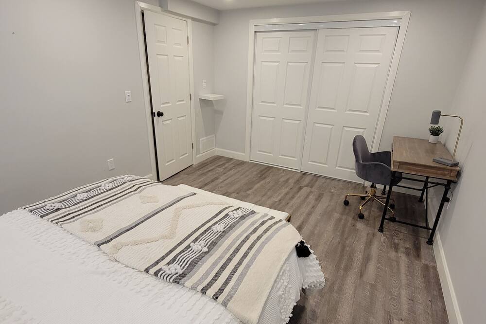 Photo of Bedroom in Thornhill