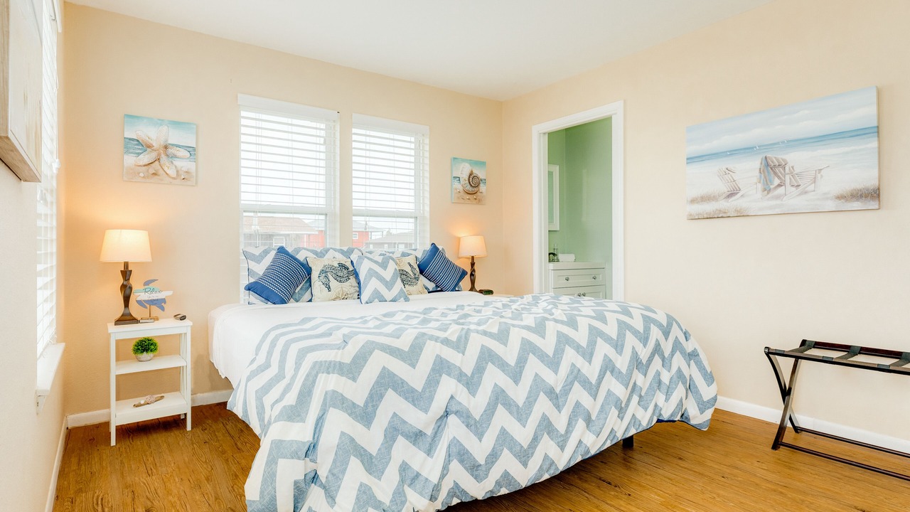 Photo of Bedroom in Terramar Beach