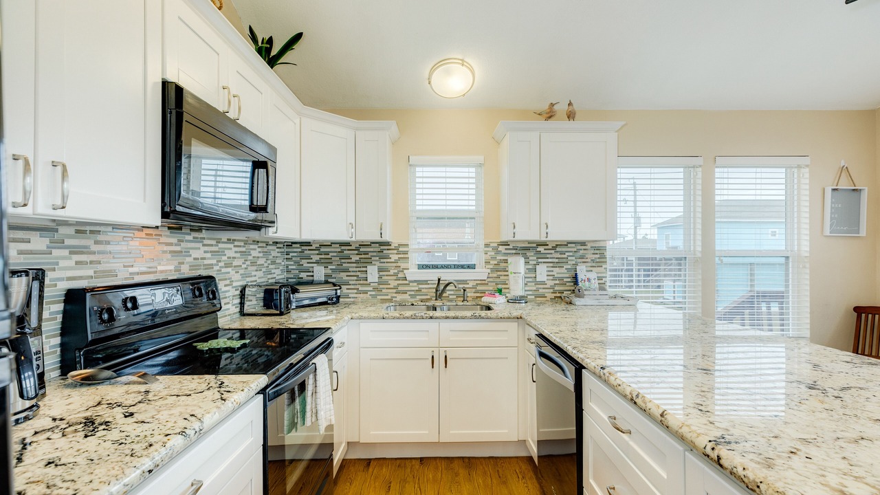 Photo of Kitchen in Terramar Beach