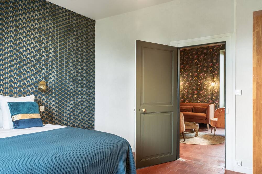 Photo of Bedroom in Foecy
