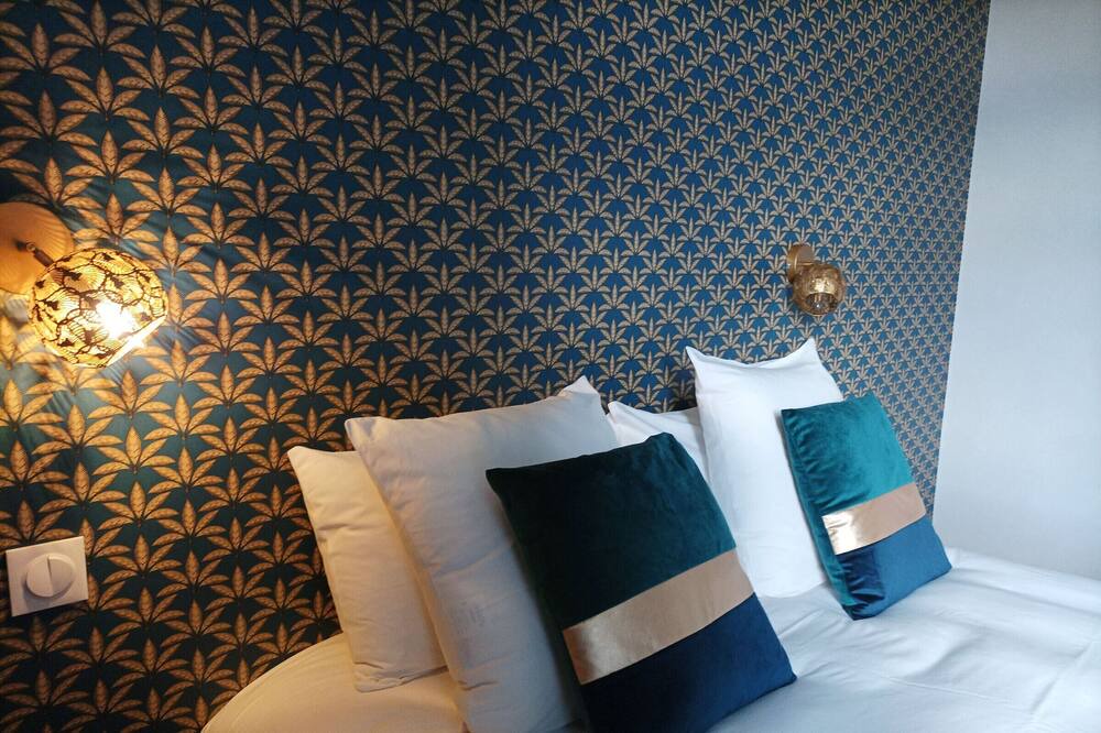 Photo of Bedroom in Foecy