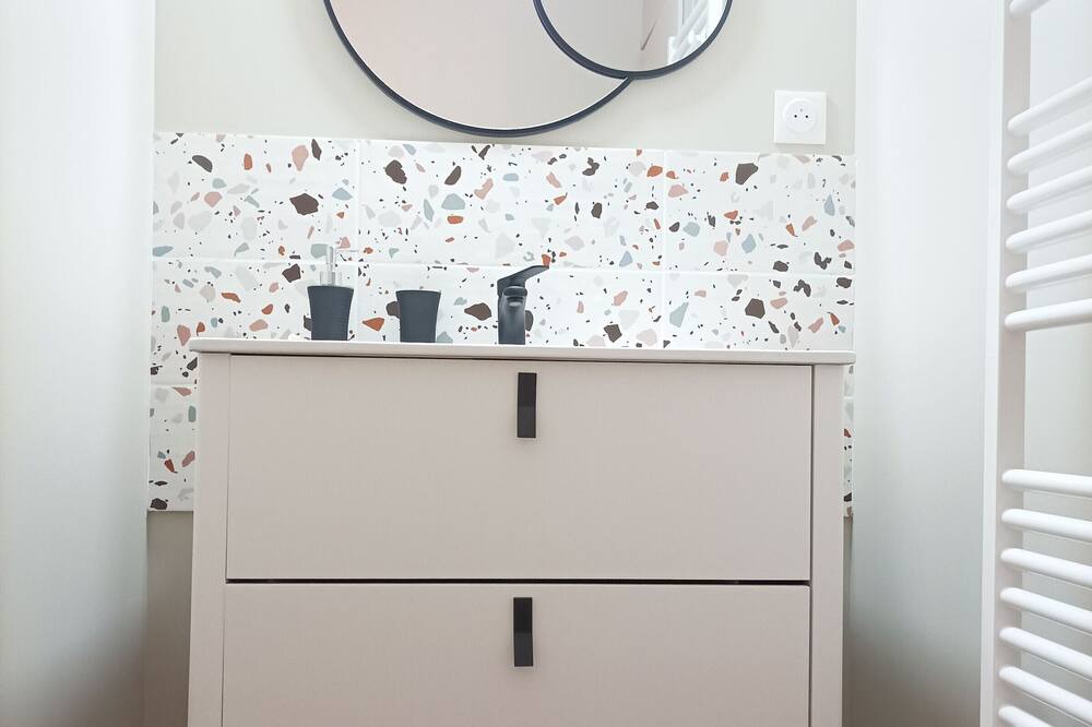 Photo of Bathroom in Foecy