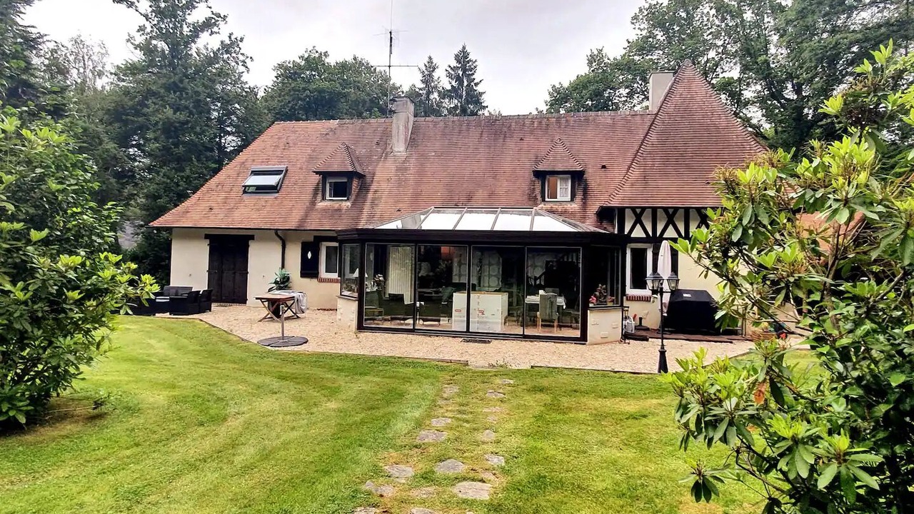 Photo of Outdoor in Saint-Gatien-des-Bois
