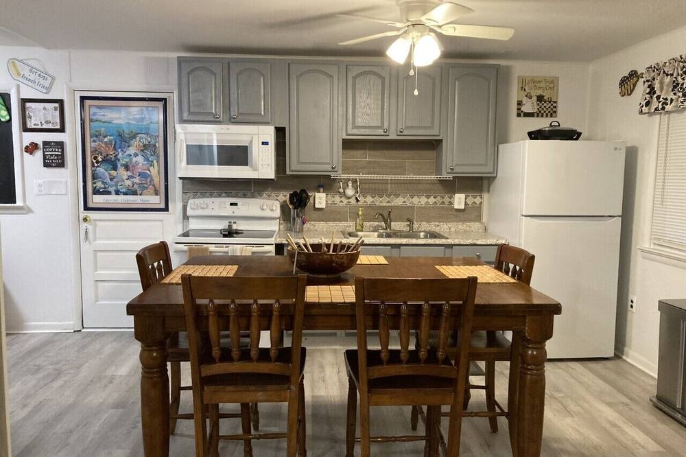 Photo of Kitchen in Colonial Beach