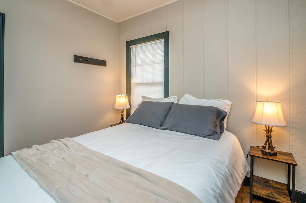 Photo of Bedroom in Gorham