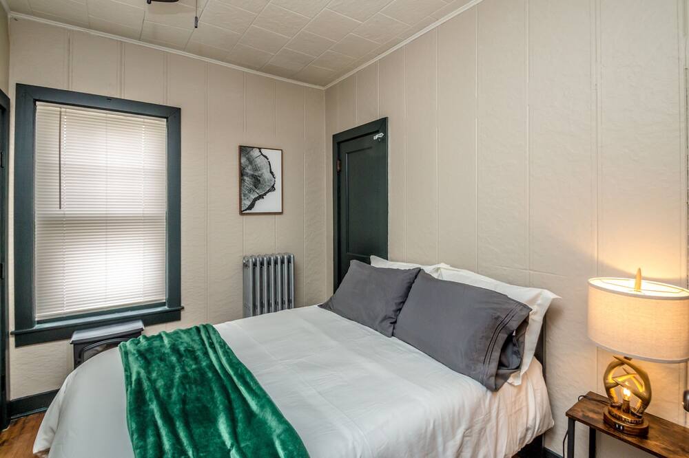 Photo of Bedroom in Gorham