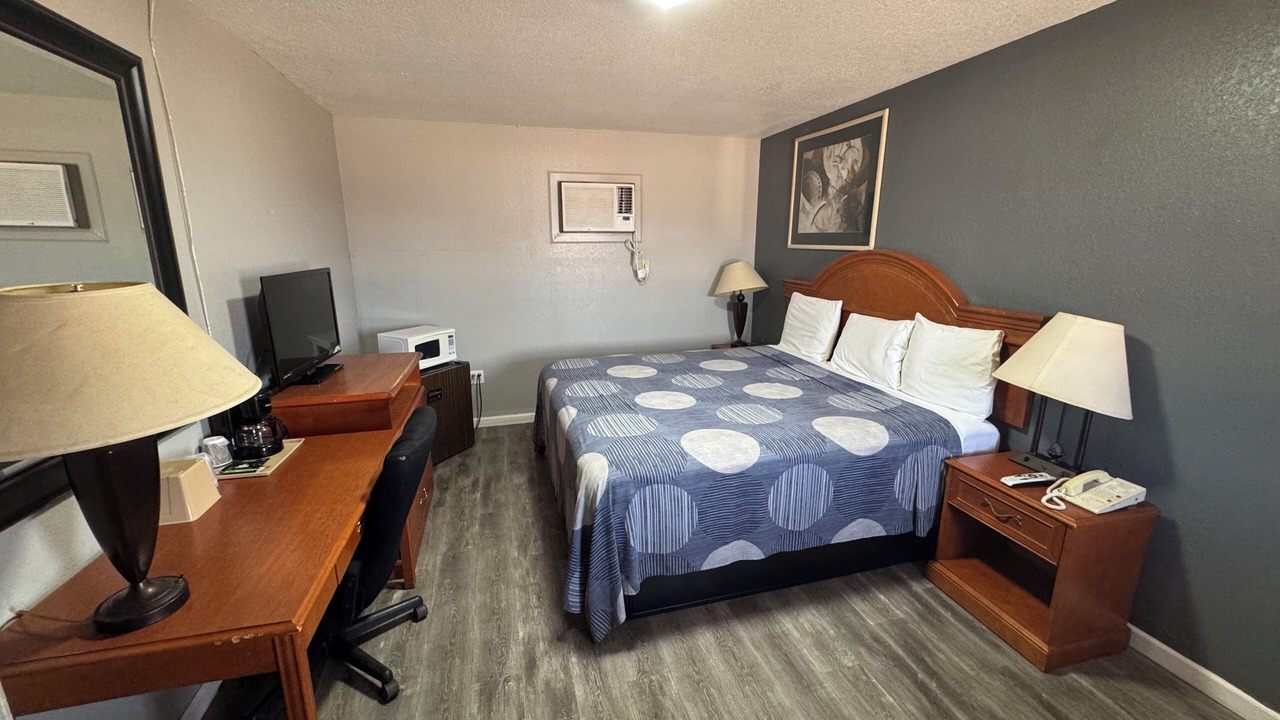 Photo of Bedroom in Aspermont