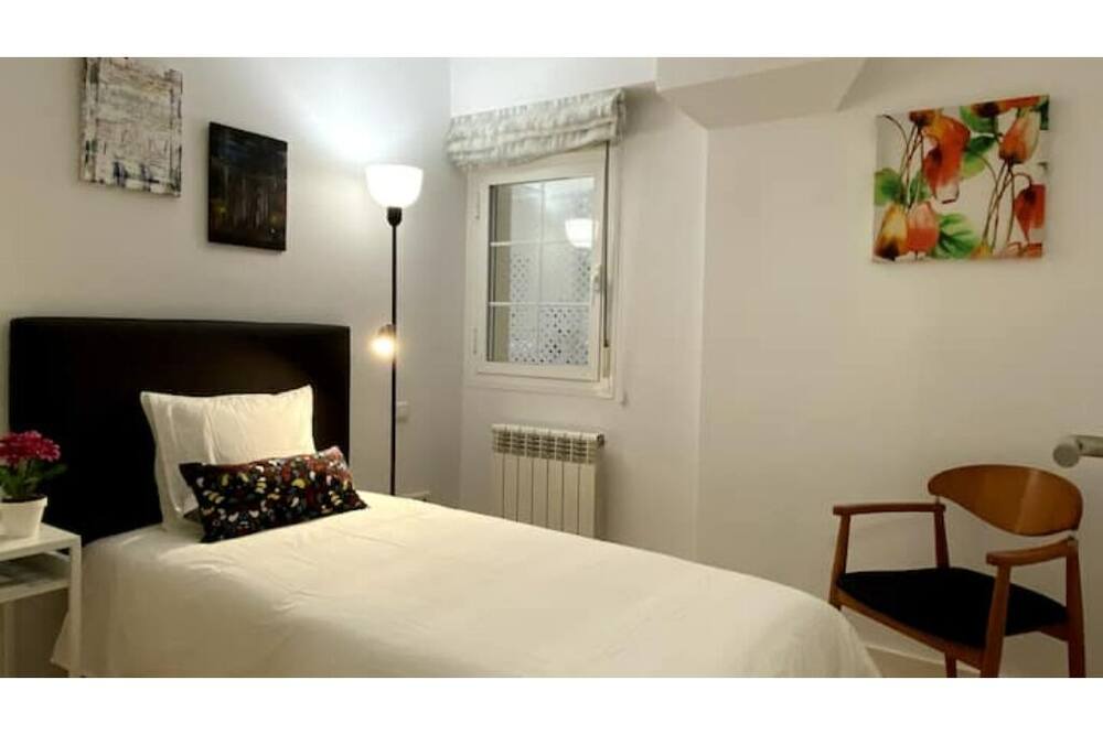Photo of Bedroom in Zaragoza Old Town