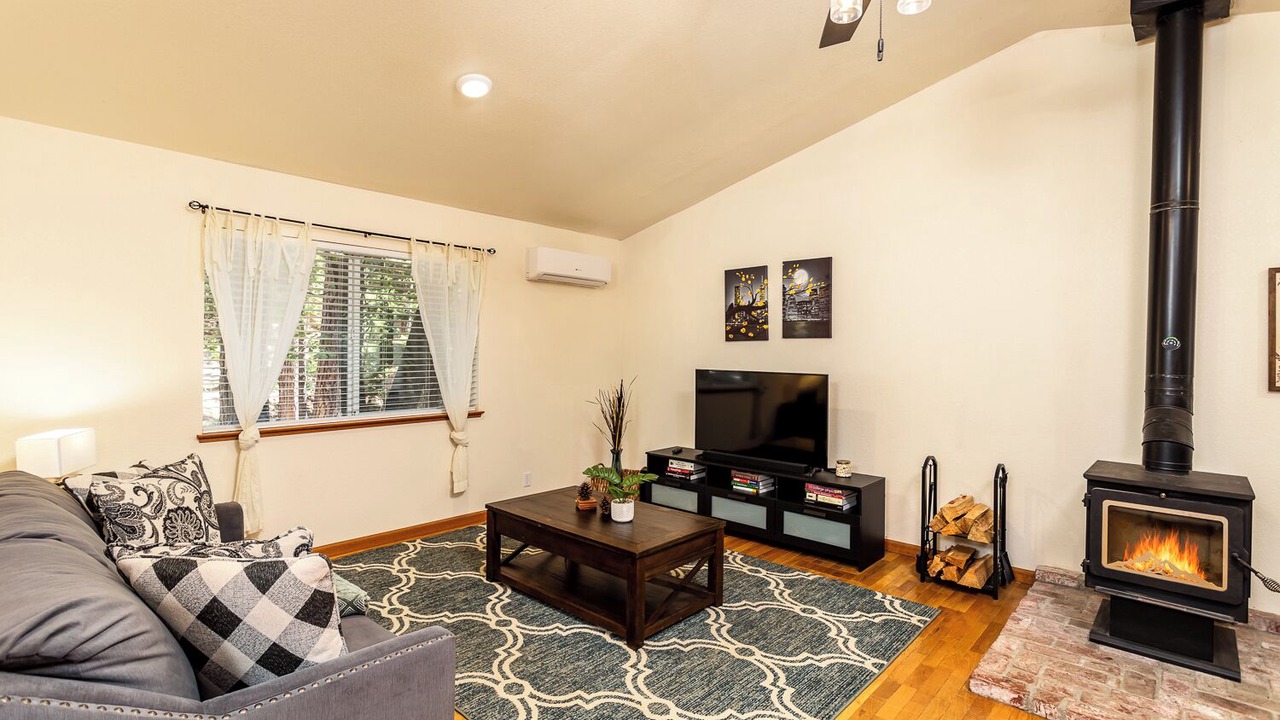 Photo of Livingroom in Placerville