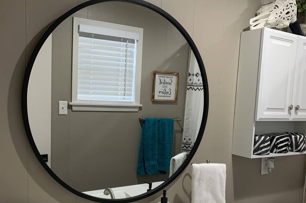 Photo of Bathroom in Emory