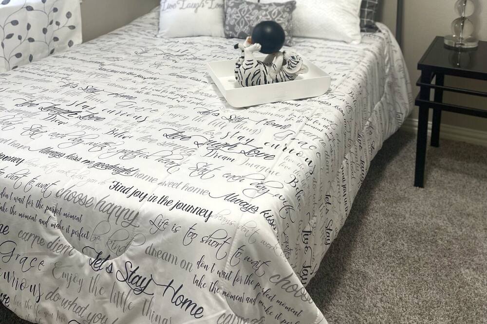 Photo of Bedroom in Rockwall