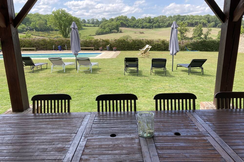 Photo of Outdoor in Dompierre-les-Eglises