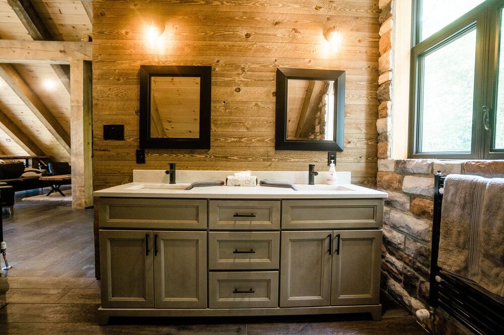 Photo of Bathroom in Hastings Highlands