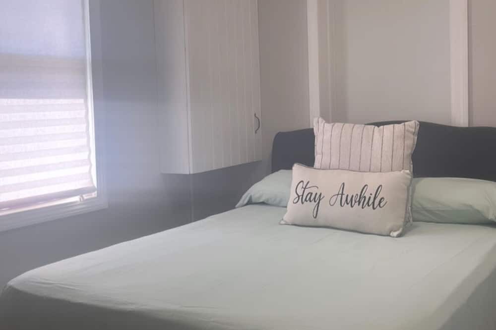 Photo of Bedroom in Deep River