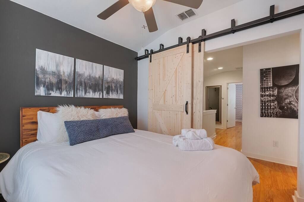 Photo of Bedroom in Tobin Hill