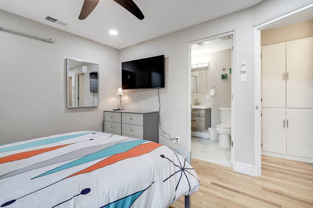 Photo of Bedroom in West Old Town