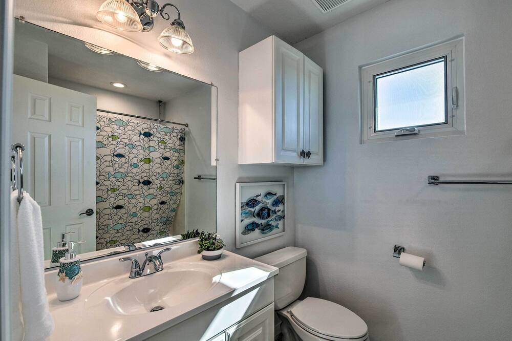 Photo of Bathroom in Indian Beach