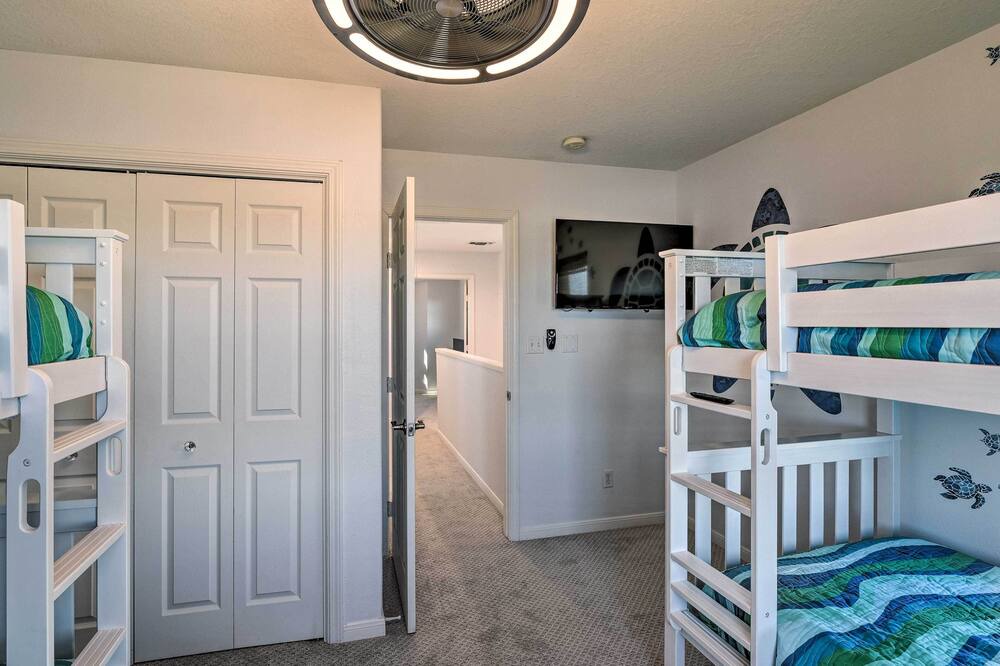 Photo of Bedroom in Indian Beach