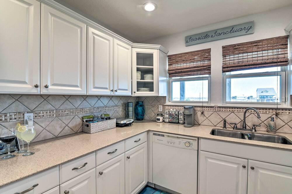 Photo of Kitchen in Indian Beach