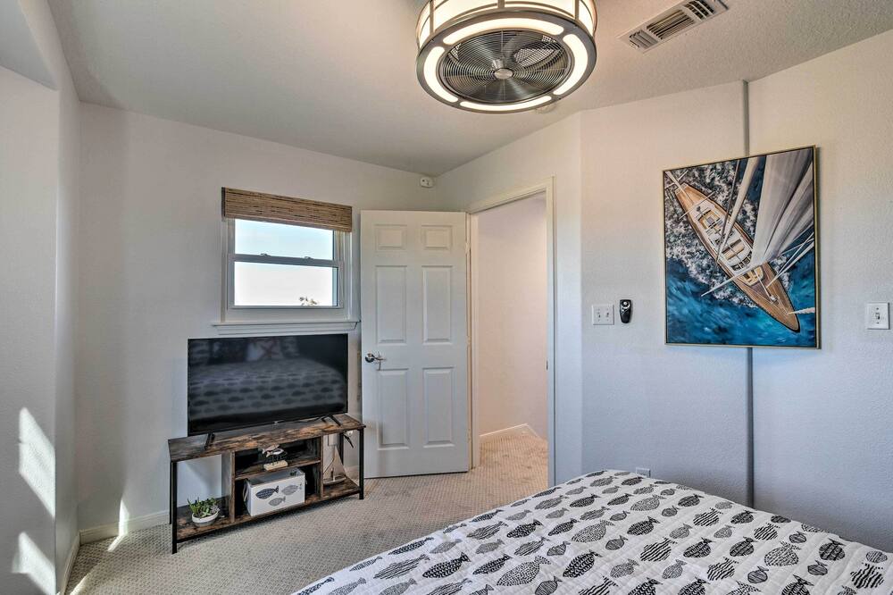 Photo of Bedroom in Indian Beach