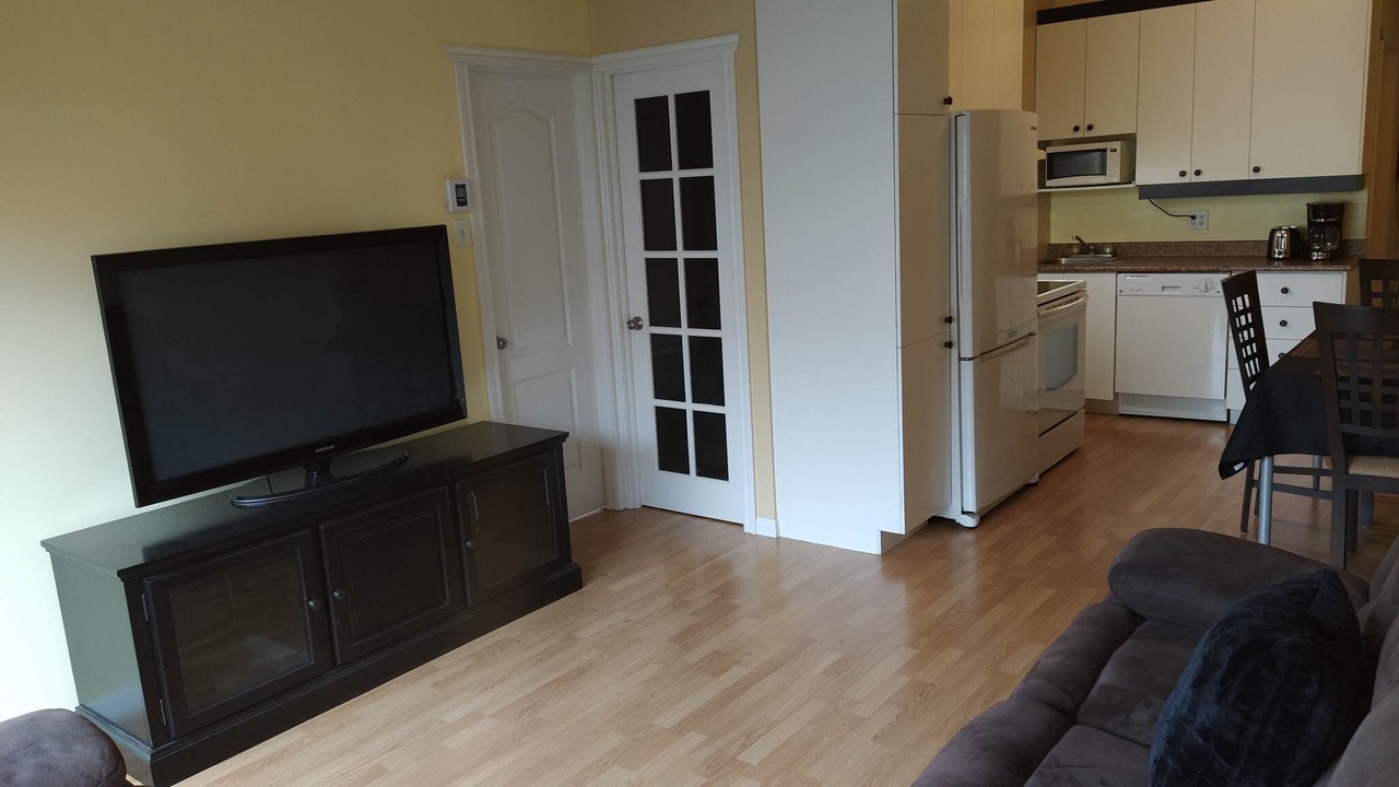 Photo of Livingroom in Montreal-Est