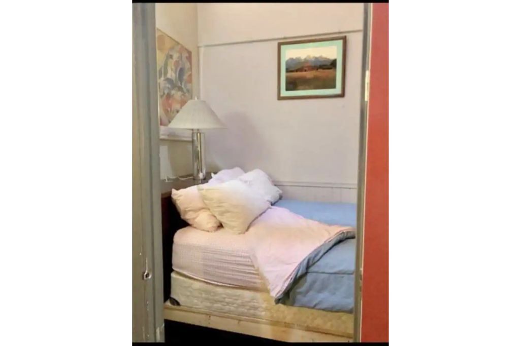 Photo of Bedroom in Albany
