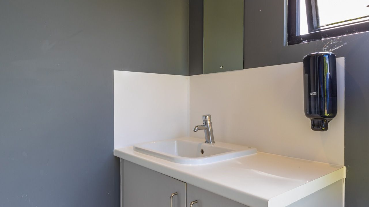 Photo of Others in Trunch