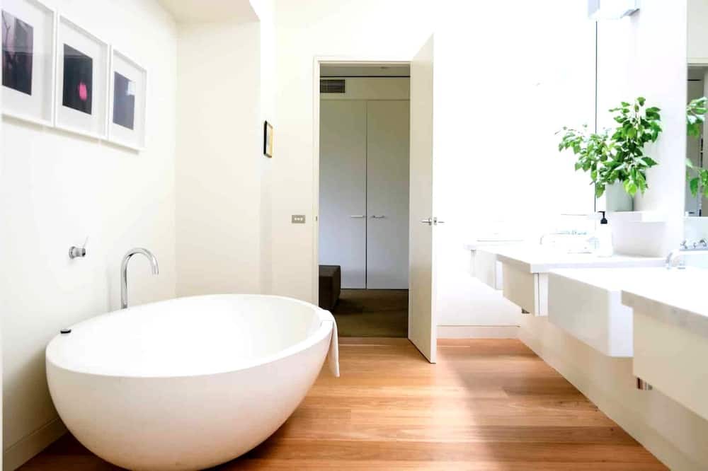 Photo of Bathroom in Barfold