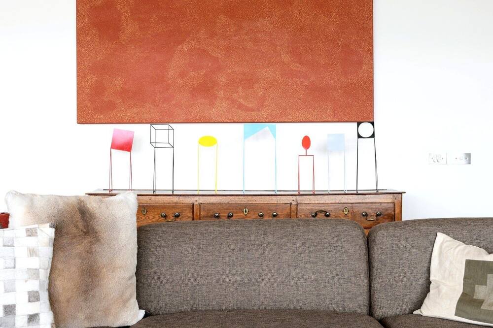 Photo of Others in Barfold