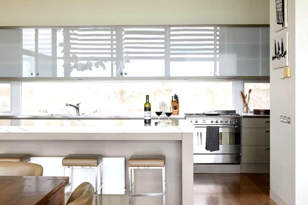 Photo of Kitchen in Barfold