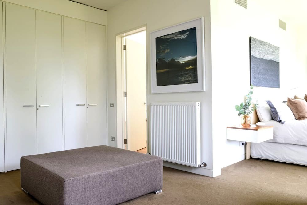 Photo of Bedroom in Barfold