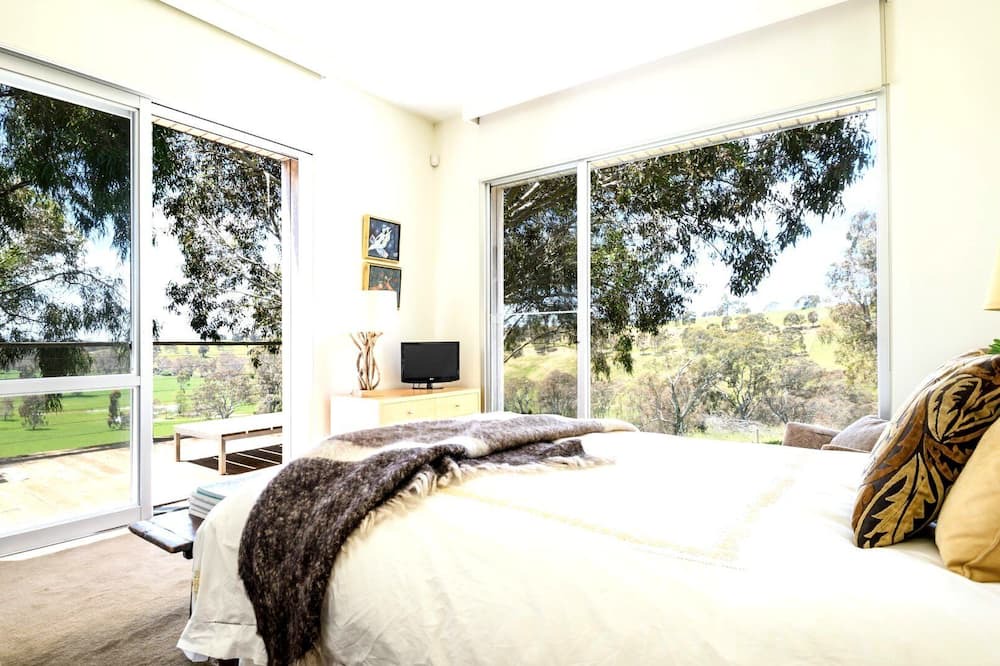 Photo of Bedroom in Barfold