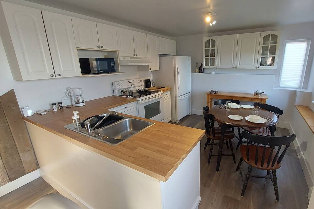 Photo of Kitchen in Eastern Passage