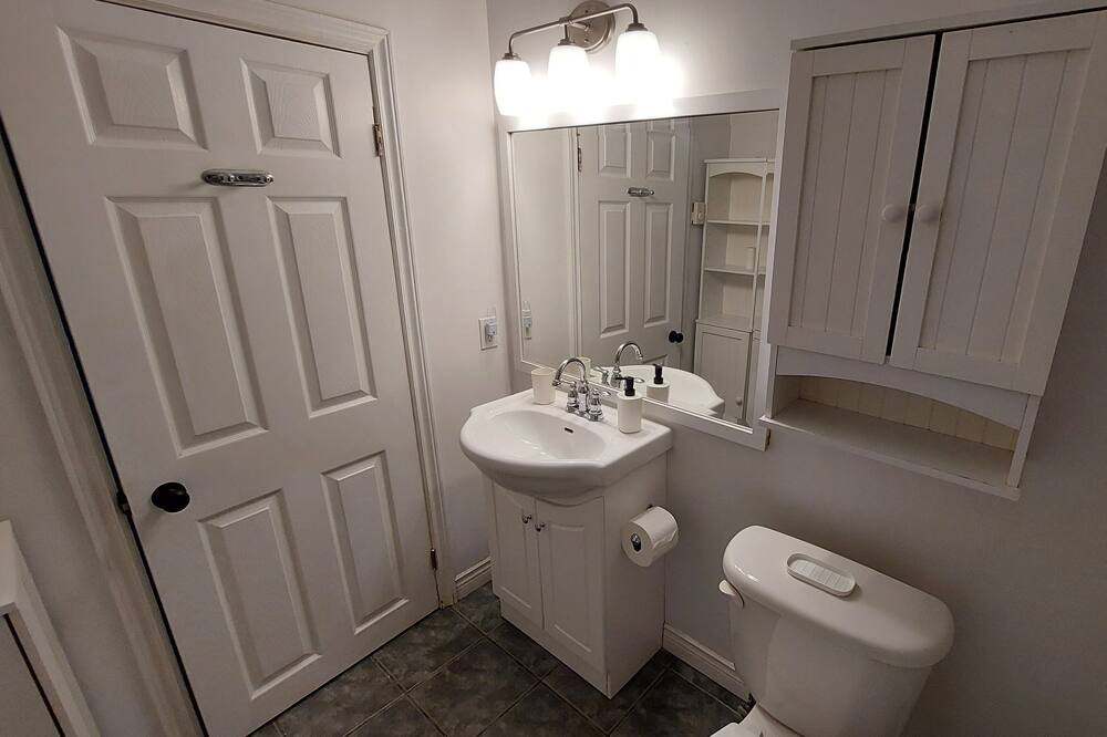 Photo of Bathroom in Eastern Passage