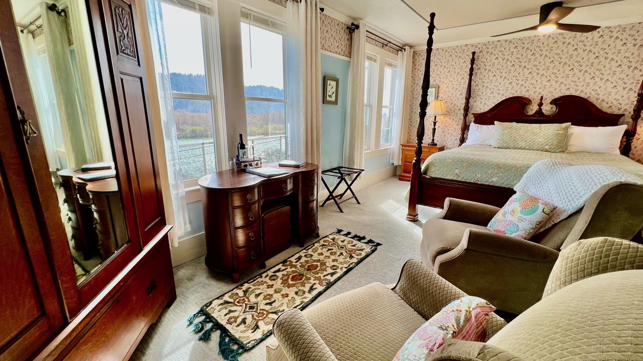 Photo of Others in Requa