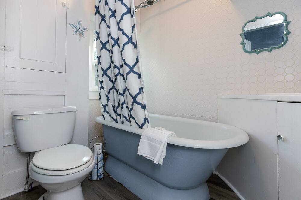 Photo of Bathroom in Del Mar