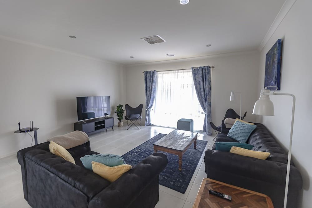 Photo of Others in Clifton Springs